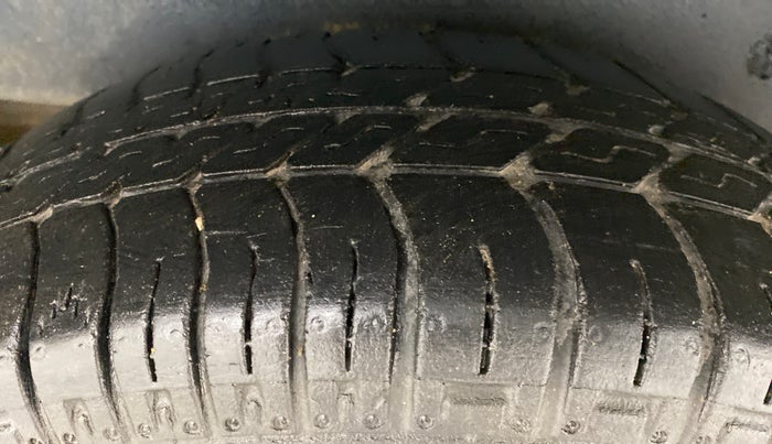 2019 Maruti OMNI E STD, Petrol, Manual, 24,857 km, Right Rear Tyre Tread