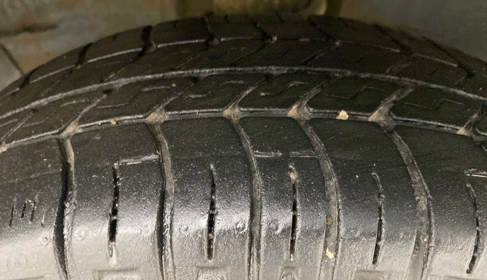 2019 Maruti OMNI E STD, Petrol, Manual, 24,857 km, Right Front Tyre Tread
