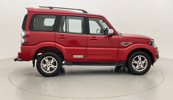 2017 Mahindra Scorpio S10 AT, Diesel, Automatic, 70,369 km, Right Side View