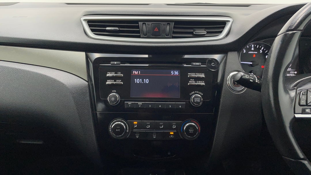 2019 Nissan Qashqai St, Manual, 58783 km, Center Console