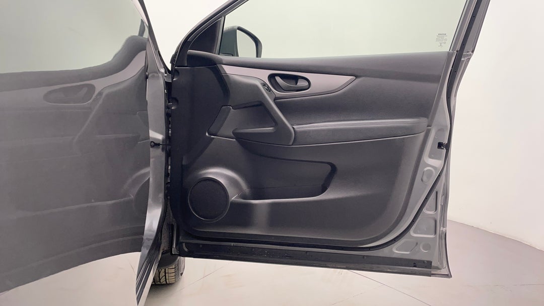 2019 Nissan Qashqai St, Manual, 58783 km, Speaker View