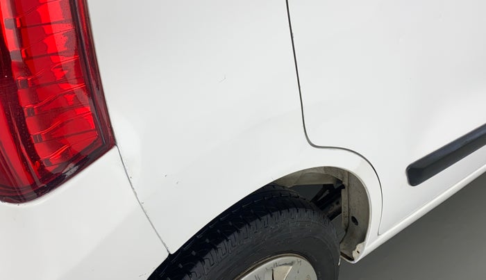 2018 Maruti Wagon R 1.0 LXI CNG, CNG, Manual, 26,783 km, Right quarter panel - Slightly dented