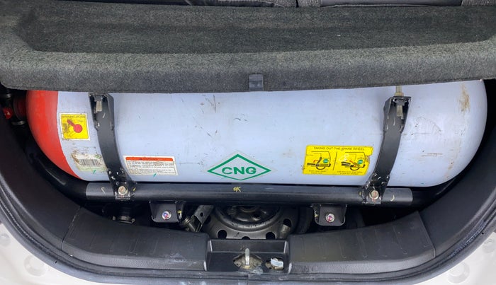 2018 Maruti Wagon R 1.0 LXI CNG, CNG, Manual, 26,783 km, Boot Inside