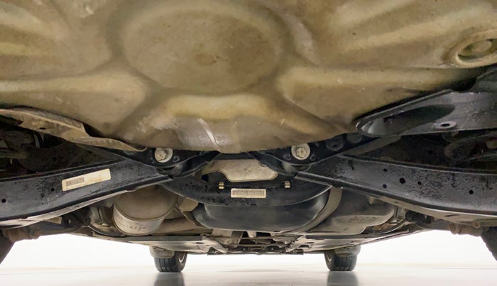 2014 Volkswagen Jetta COMFORTLINE TDI, Diesel, Manual, 1,20,112 km, Rear Underbody