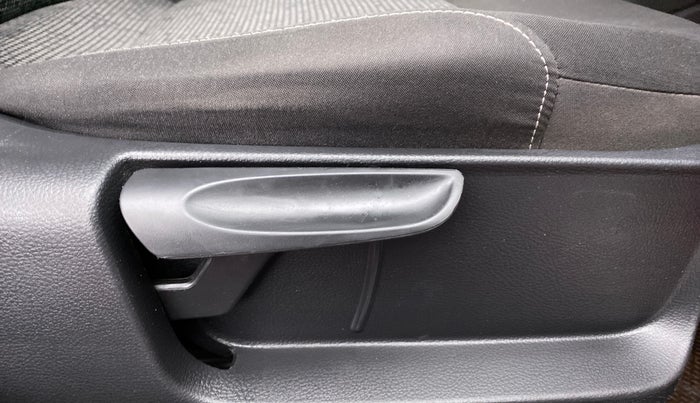 2017 Volkswagen Polo COMFORTLINE 1.2L PETROL, Petrol, Manual, 59,519 km, Driver Side Adjustment Panel