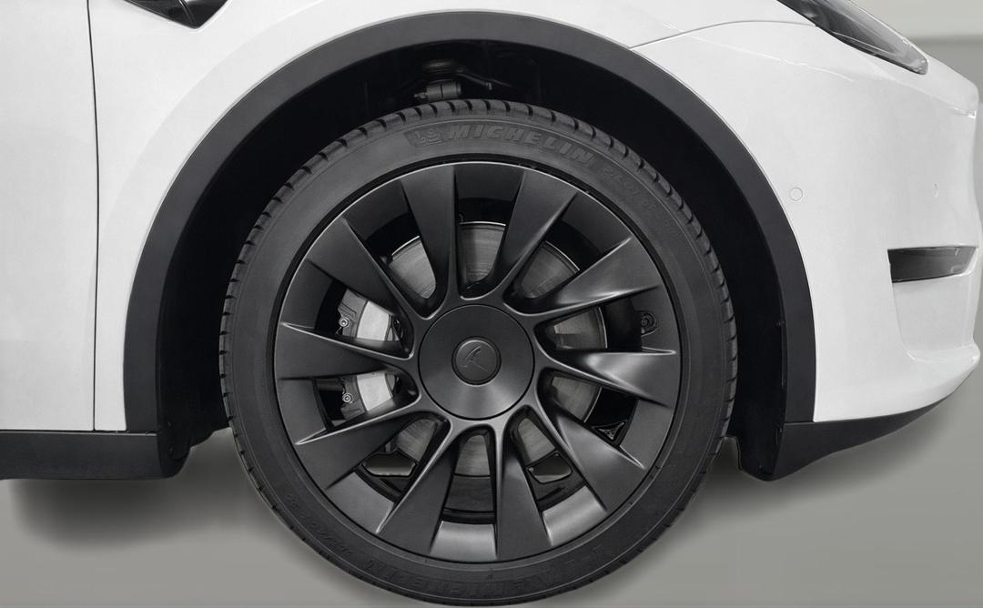 2023 Tesla Model Y Rear-wheel Drive, Automatic, 39138 km, Right Front Wheel