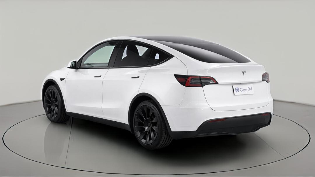 2023 Tesla Model Y Rear-wheel Drive, Automatic, 39138 km, Left Back Diagonal (45- Degree) View