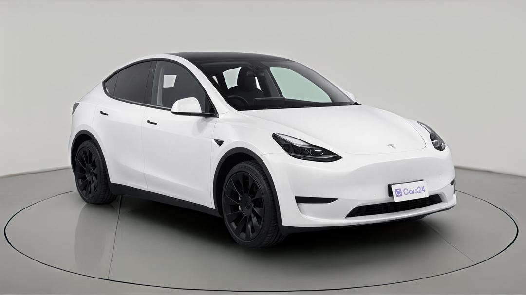 2023 Tesla Model Y Rear-wheel Drive, Automatic, 39138 km, Right Front Diagonal (45- Degree) View