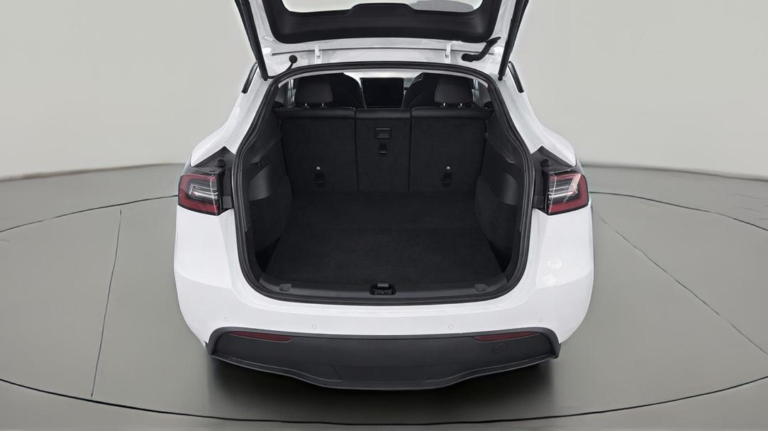 2023 Tesla Model Y Rear-wheel Drive, Automatic, 39138 km, Boot Inside View