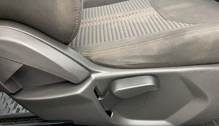 2018 Ford FREESTYLE TITANIUM 1.2 TI-VCT MT, Petrol, Manual, 66,943 km, Driver Side Adjustment Panel