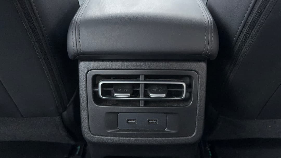 2025 GWM Cannon Premium (4x4), Automatic, 14242 km, Rear A/C Vent