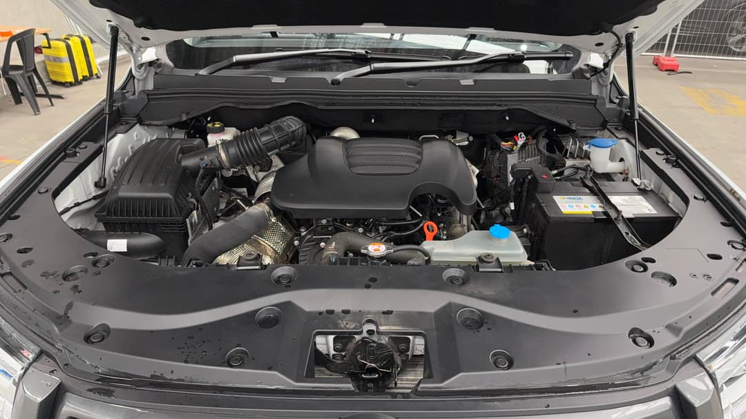 2025 GWM Cannon Premium (4x4), Automatic, 14242 km, Open Bonnet (Engine)
