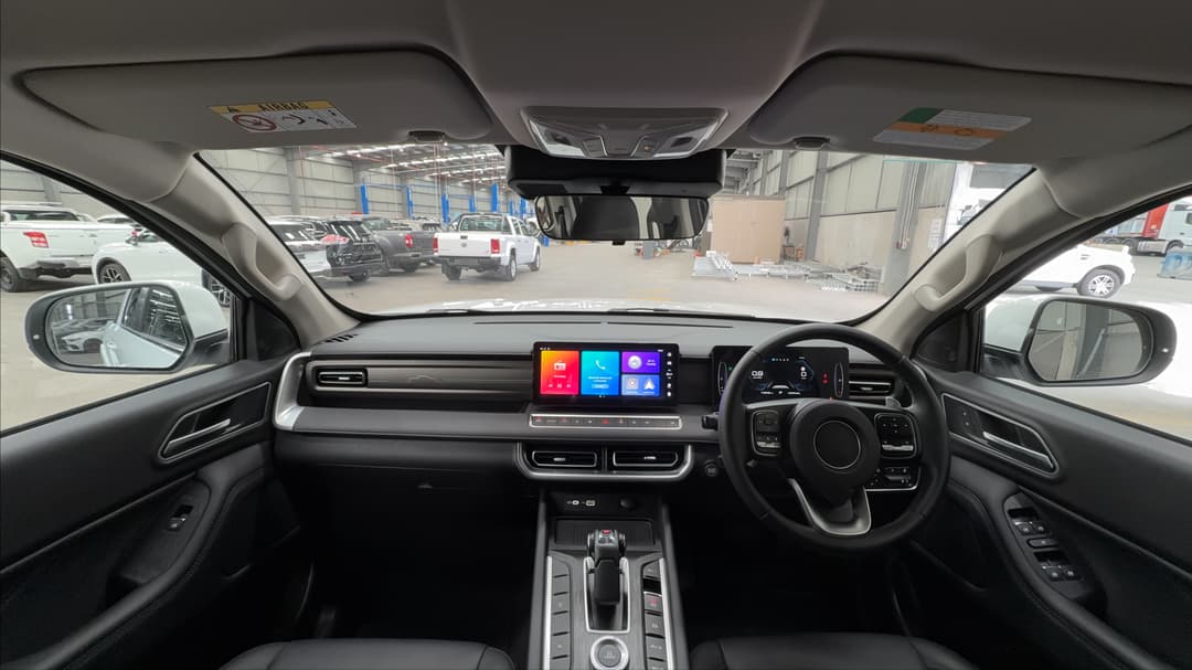 2025 GWM Cannon Premium (4x4), Automatic, 14242 km, Dashboard View
