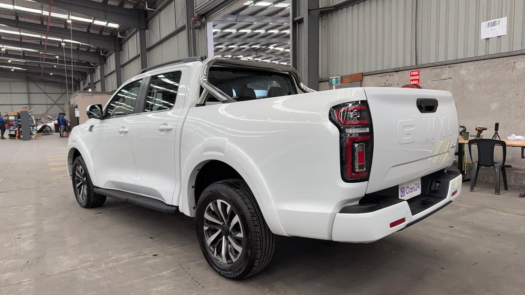 2025 GWM Cannon Premium (4x4), Automatic, 14242 km, Left Back Diagonal (45- Degree) View