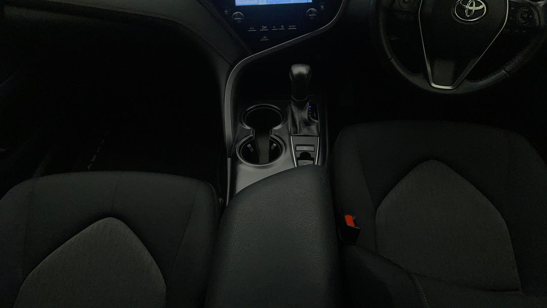 2019 Toyota Camry Ascent Sport, Automatic, 48517 km, Center Console