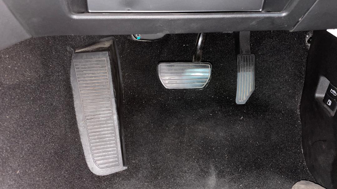 2022 GWM Ute Cannon-l (4x4), Automatic, 21475 km, Pedals and Footmat