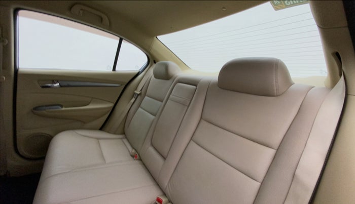 2012 Honda City 1.5L I-VTEC V MT, Petrol, Manual, 1,16,738 km, Right Side Rear Door Cabin