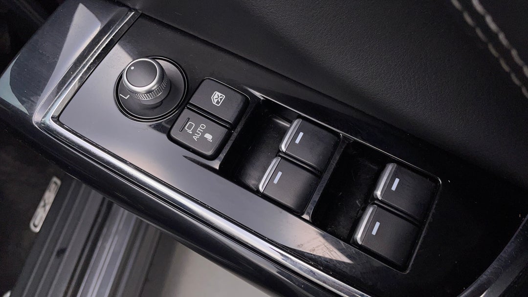 Drivers Side Door Panel Controls