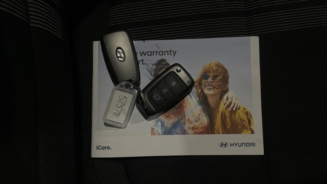 2021 Hyundai Venue Active, Automatic, 20760 km, Key Close-up