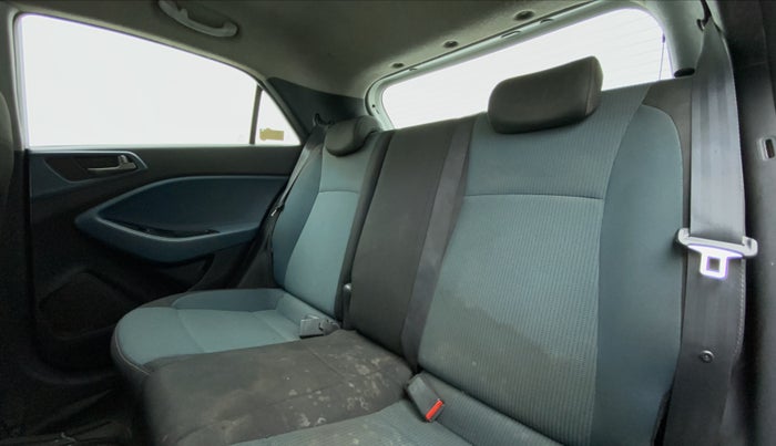 2017 Hyundai i20 Active 1.4 SX, Diesel, Manual, 88,584 km, Right Side Rear Door Cabin