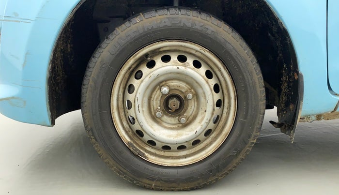 2014 Datsun Go D, Petrol, Manual, 97,917 km, Left Front Wheel
