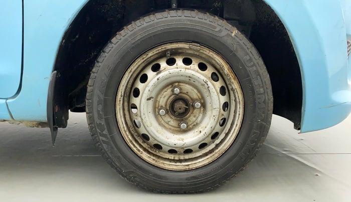 2014 Datsun Go D, Petrol, Manual, 97,917 km, Right Front Wheel
