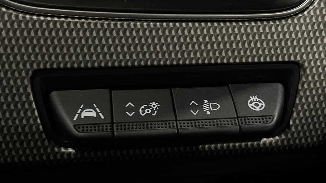 2023 Renault Arkana Zen, Automatic, 59786 km, Utility Switches/Buttons