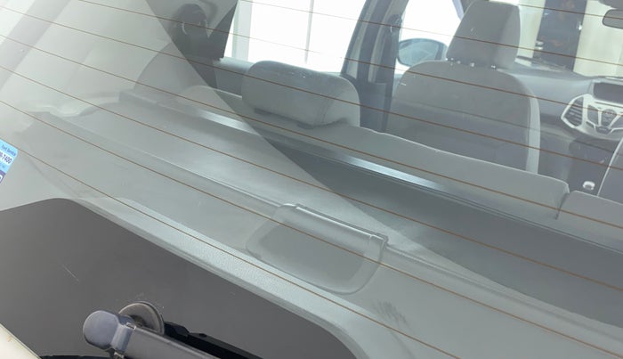 2015 Ford Ecosport TITANIUM 1.5L PETROL, CNG, Manual, 42,516 km, Rear windshield - Minor spot on windshield