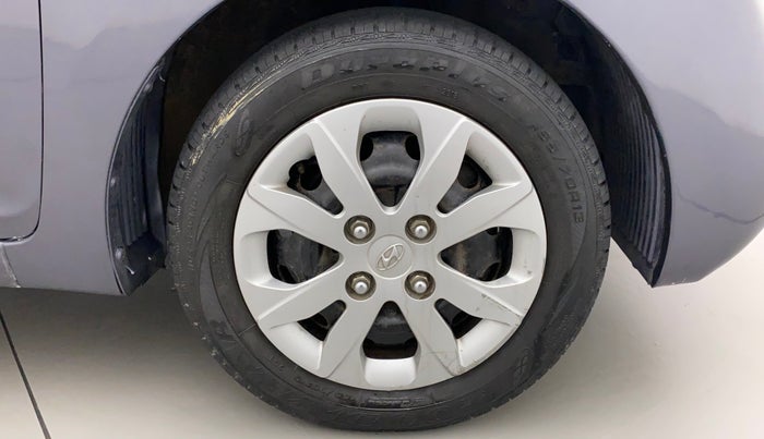 2018 Hyundai Eon MAGNA +, Petrol, Manual, 21,435 km, Right Front Wheel