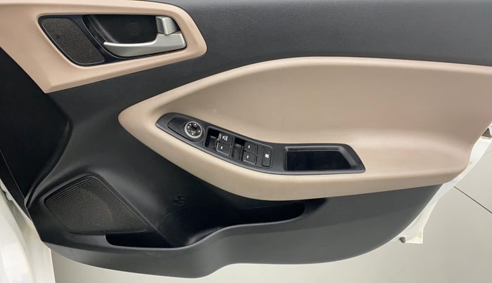 2018 Hyundai Elite i20 MAGNA EXECUTIVE 1.2, CNG, Manual, 78,662 km, Driver Side Door Panels Control