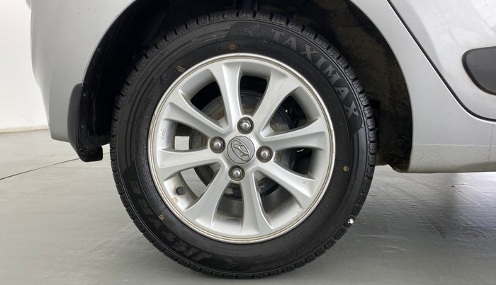 2015 Hyundai Grand i10 ASTA AT 1.2 KAPPA VTVT, Petrol, Automatic, 69,180 km, Right Rear Wheel