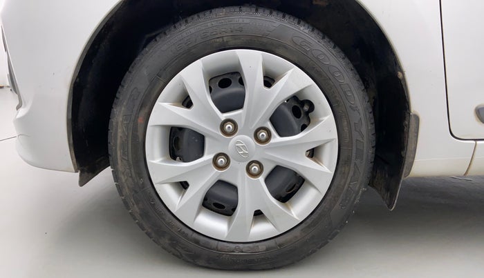 2015 Hyundai Grand i10 SPORTZ 1.2 KAPPA VTVT, Petrol, Manual, 18,536 km, Left Front Wheel