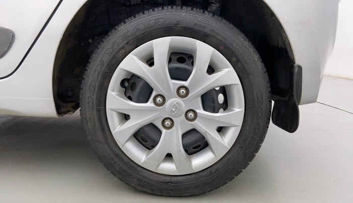 2015 Hyundai Grand i10 SPORTZ 1.2 KAPPA VTVT, Petrol, Manual, 18,536 km, Left Rear Wheel