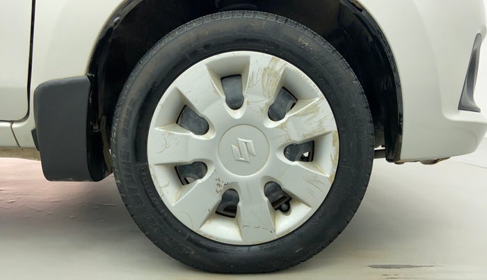 2015 Maruti Alto K10 VXI P, Petrol, Manual, 30,557 km, Right Front Tyre