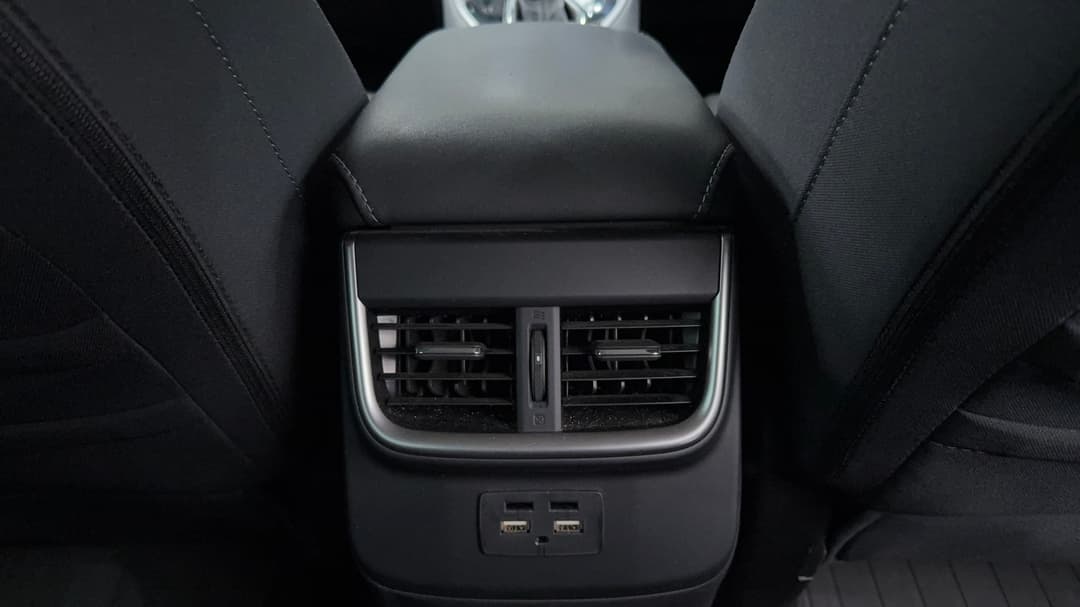 2023 Subaru Outback AWD, Automatic, 40005 km, Rear A/C Vent