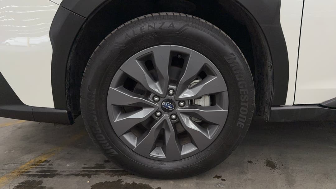 2023 Subaru Outback AWD, Automatic, 40005 km, Left Front Wheel