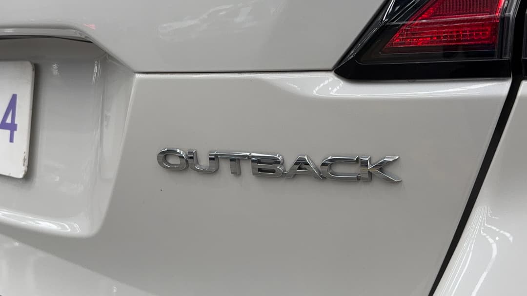 2023 Subaru Outback AWD, Automatic, 40005 km, Badge (Boot Right Side)
