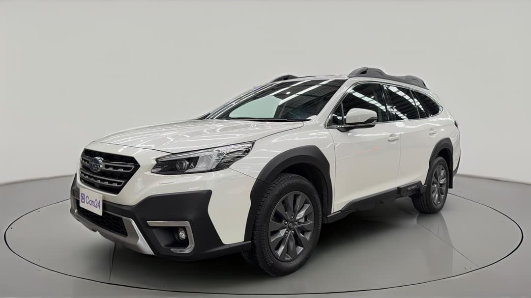 2023 Subaru Outback AWD, Automatic, 40005 km, Left Front Diagonal (45- Degree) View