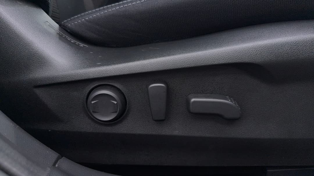 2023 Subaru Outback AWD, Automatic, 40005 km, Drivers Side Adjustment Panel