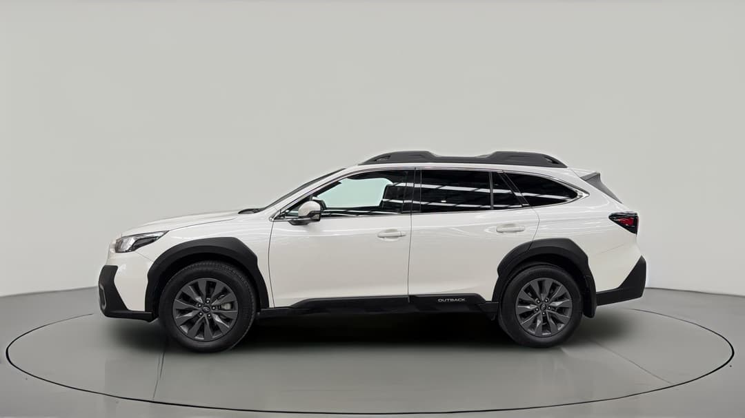 2023 Subaru Outback AWD, Automatic, 40005 km, Left Side View