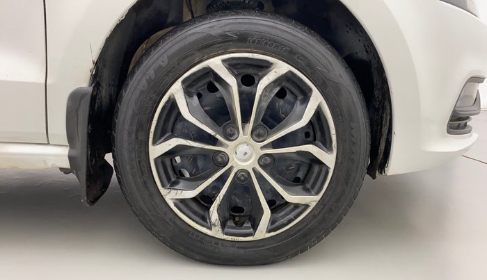2018 Volkswagen Polo COMFORTLINE 1.0 PETROL, Petrol, Manual, 57,682 km, Right Front Wheel
