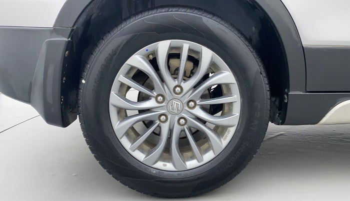 2017 Maruti S Cross ZETA 1.3, Diesel, Manual, 88,196 km, Right Rear Wheel