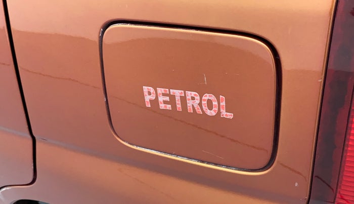 2012 Maruti Alto K10 VXI, Petrol, Manual, 64,767 km, Left quarter panel - Minor scratches