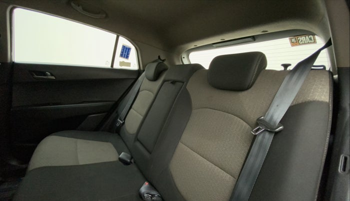 2016 Hyundai Creta SX PLUS 1.6 PETROL, Petrol, Manual, 89,089 km, Right Side Rear Door Cabin