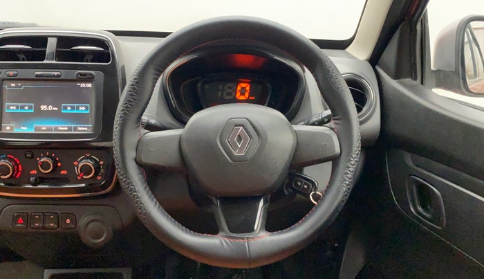 2017 Renault Kwid RXT 1.0, Petrol, Manual, 49,200 km, Steering Wheel Close Up