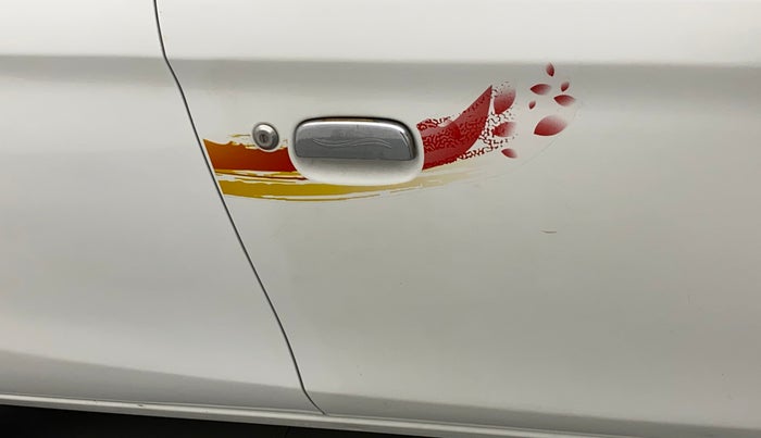 2017 Maruti Alto 800 LXI, Petrol, Manual, 20,992 km, Driver-side door - Graphic sticker