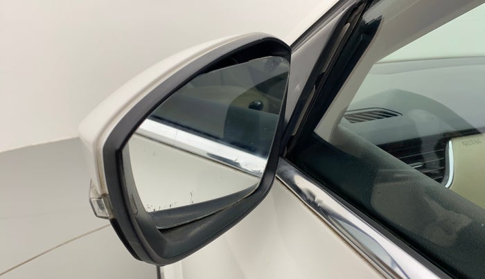 2018 Skoda Octavia STYLE 2.0 TDI MT, Diesel, Manual, 95,593 km, Left rear-view mirror - Slight misalignment