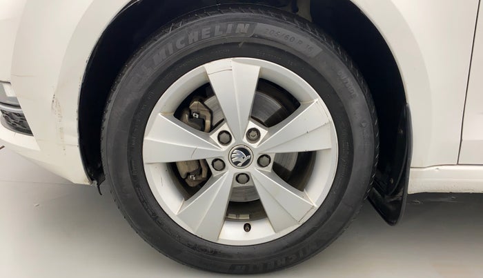2018 Skoda Octavia STYLE 2.0 TDI MT, Diesel, Manual, 95,593 km, Left Front Wheel