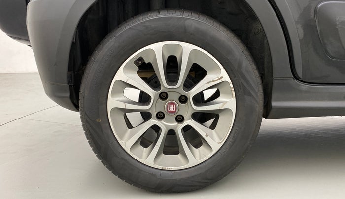2015 Fiat Avvventura EMOTION MULTIJET 1.3, Diesel, Manual, 59,581 km, Right Rear Wheel