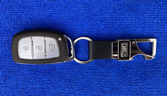 2019 Hyundai GRAND I10 NIOS Asta Petrol, Petrol, Manual, 25,597 km, Key Close Up